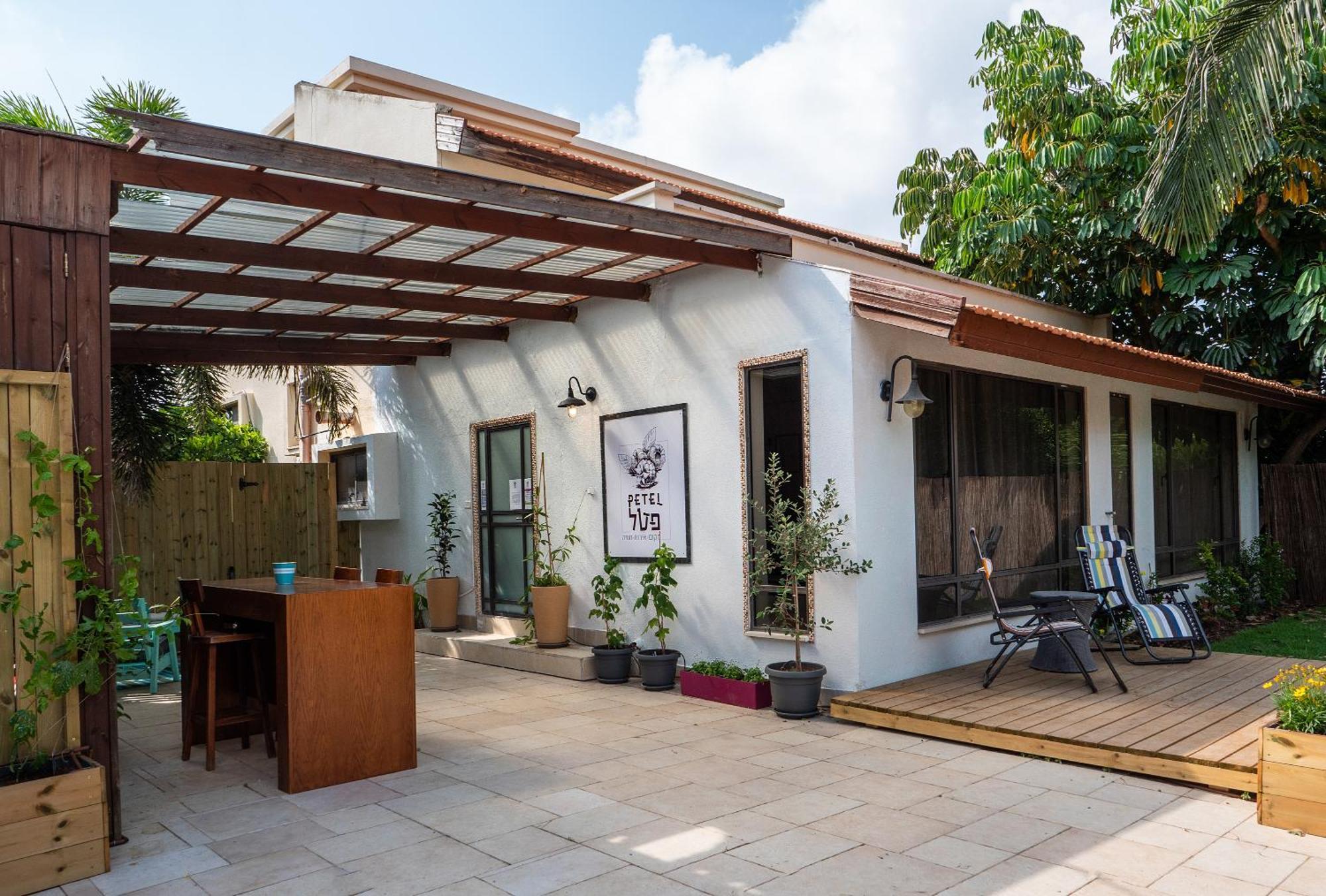Bar-On Vacation Resort - Nature, Culture, Tours & Tastes Near Nahariyya - בר-און ריזורט, בתי מפונים , טבע, תרבות, סיורים וקולינריה Ben 'Ammi Номер фото